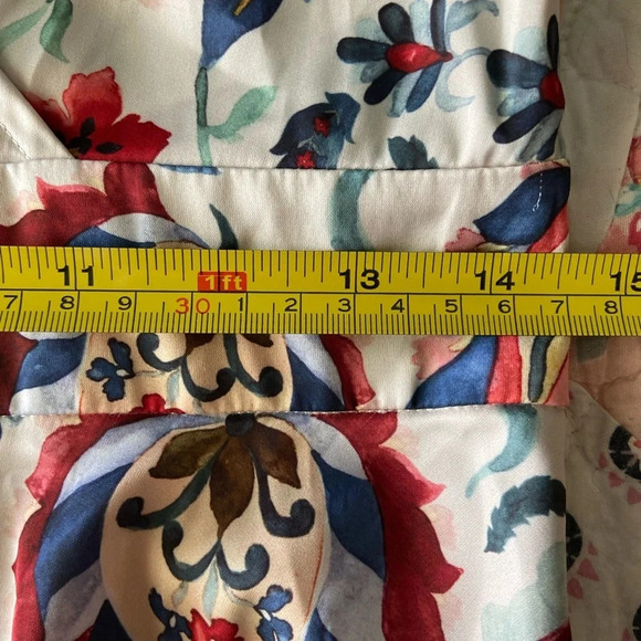 Sachin & Babi Multi Bloom Wrap Blouse Floral Sz 6 - Picture 8 of 13